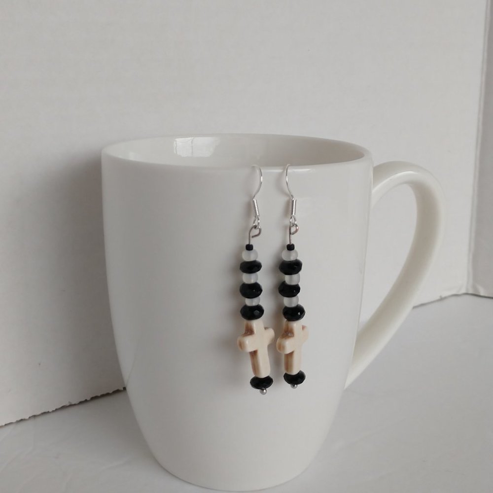 Handmade Earrings with White Stone Crosses and Black & White Beads 2.25 Inch NWT - Picture 9 of 16